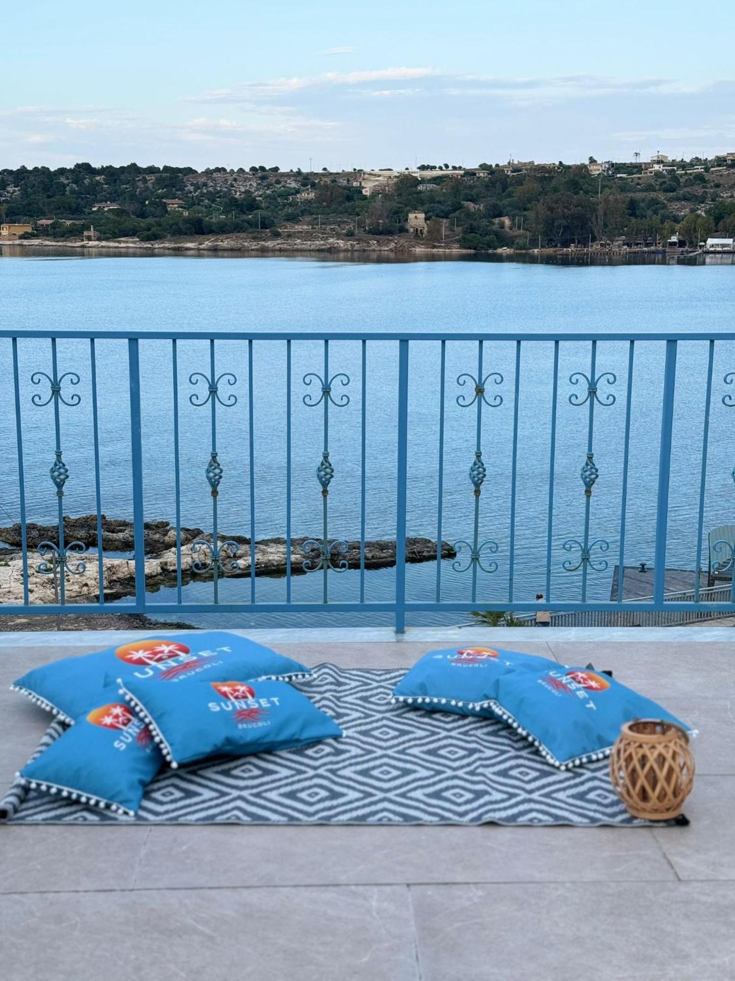 Sunset Brucoli Apartment Exterior photo